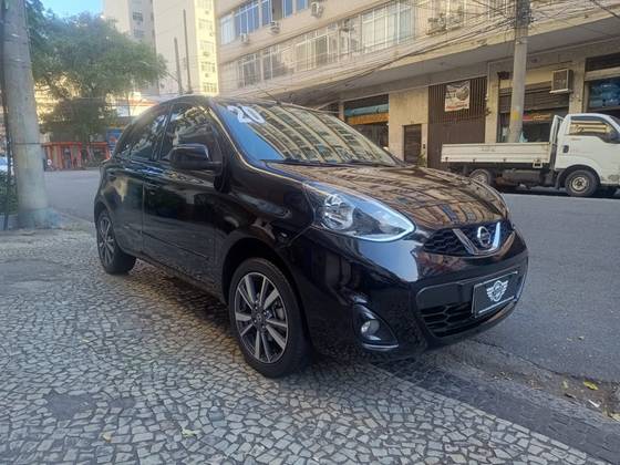 NISSAN MARCH 1.6 SL 16V FLEXSTART 4P XTRONIC NISSAN MARCH 1.6 SL 16V FLEXSTART 4P XTRONIC